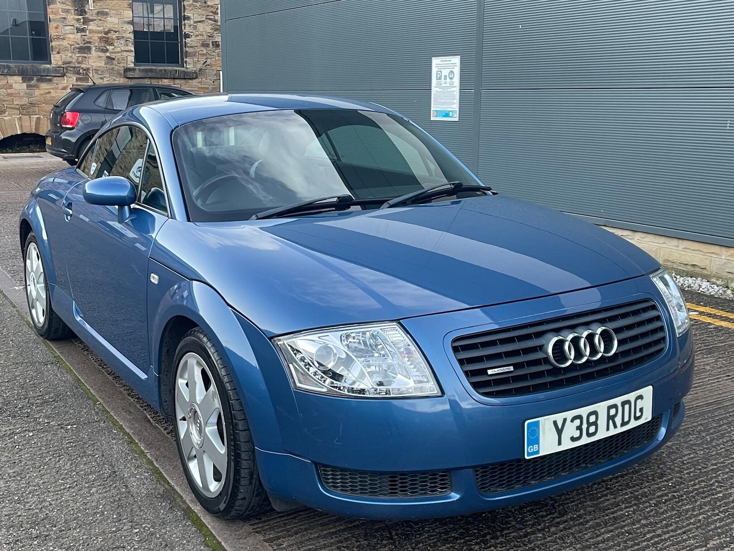 Used Audi TT 2001 for sale - 76898831: Photo 20