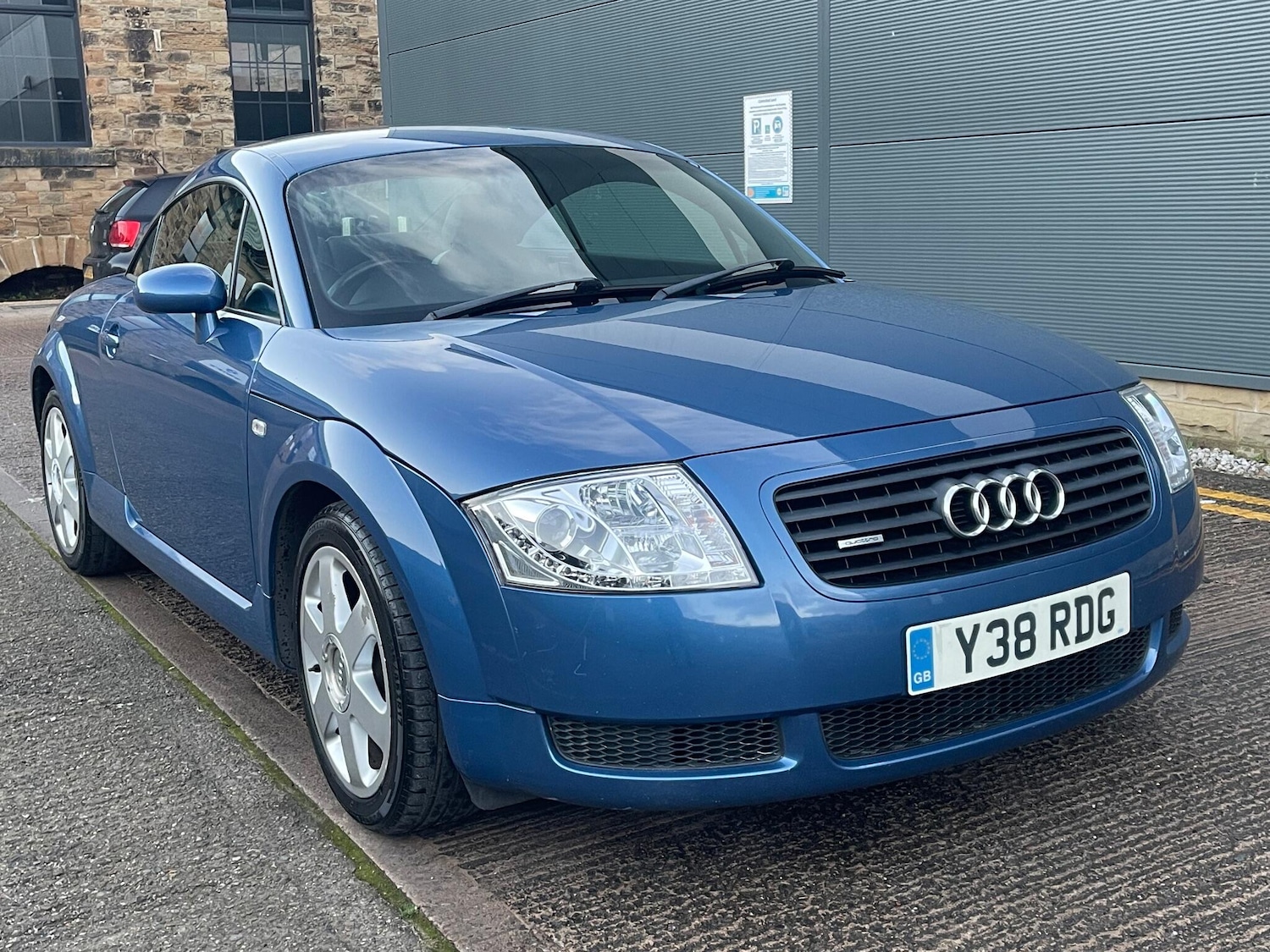 Used Audi TT 2001 for sale - 76898831: Photo 22