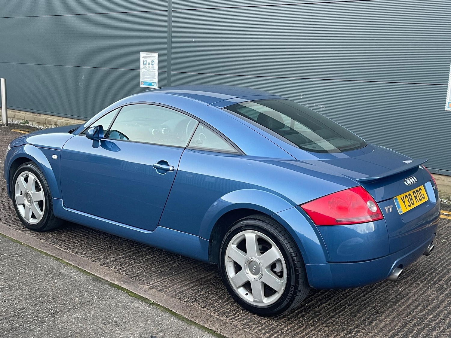 Used Audi TT 2001 for sale - 76898831: Photo 33