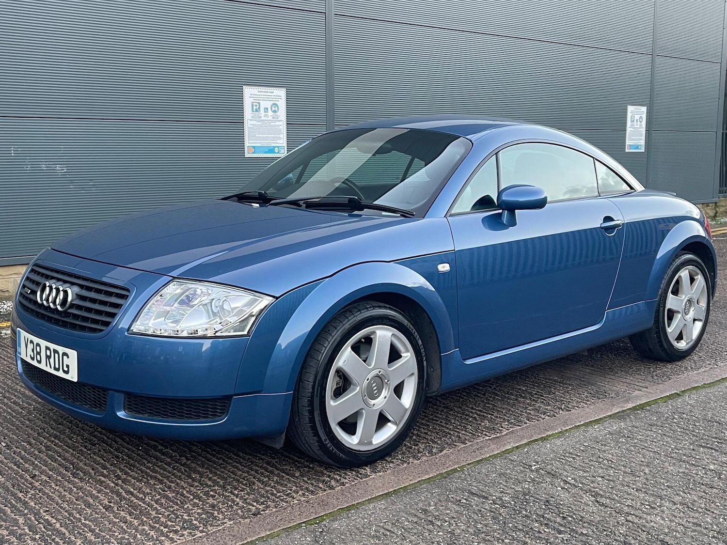 Used Audi TT 2001 for sale - 76898831: Photo 39