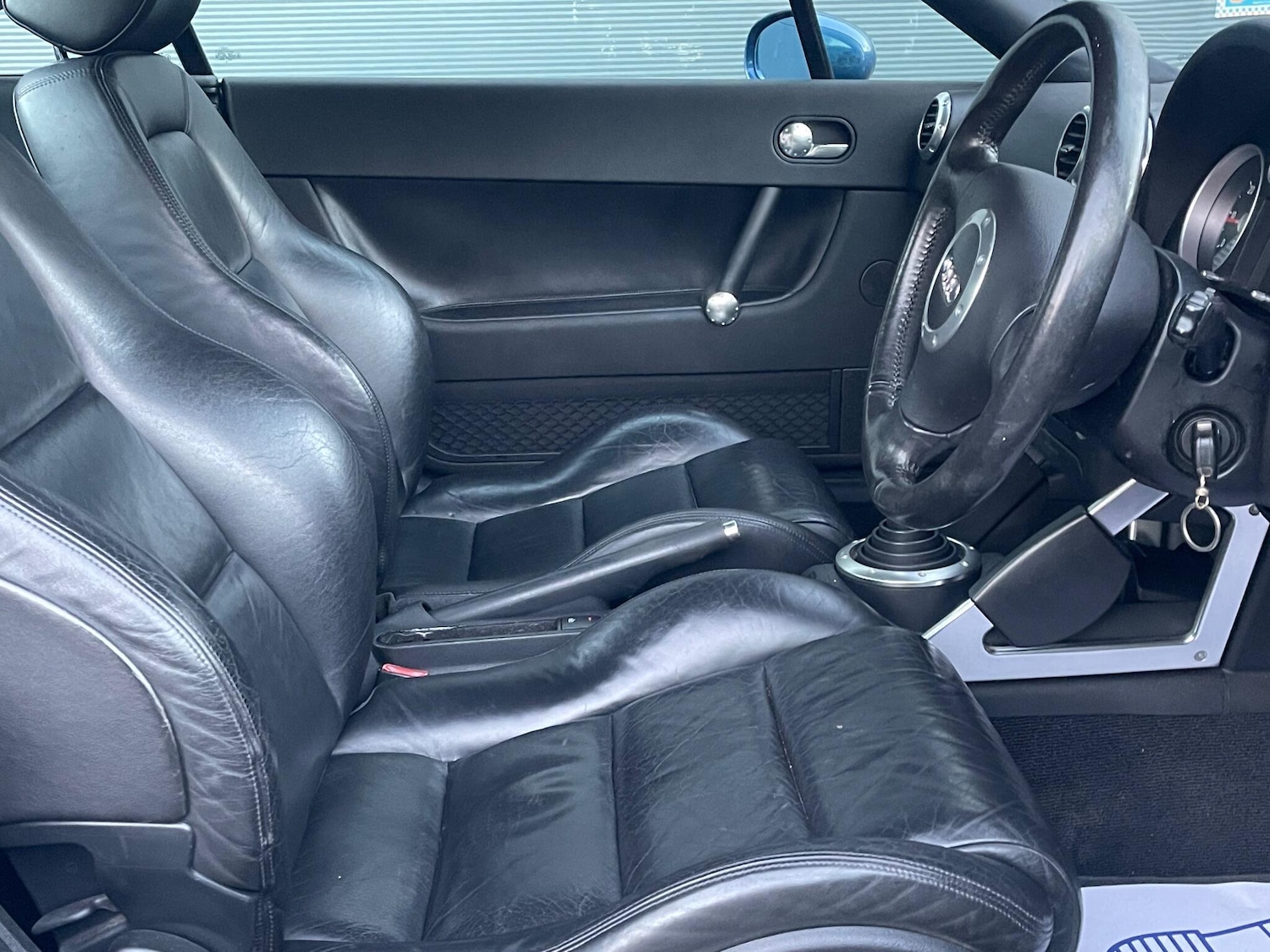 Used Audi TT 2001 for sale - 76898831: Photo 44