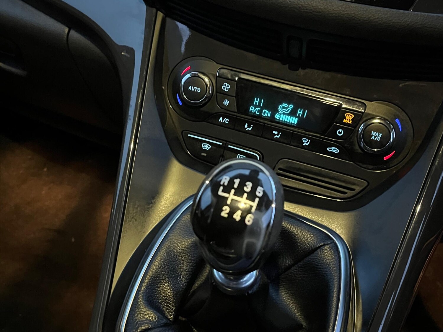 Used Ford Kuga 2014 for sale - 77484928: Photo 13