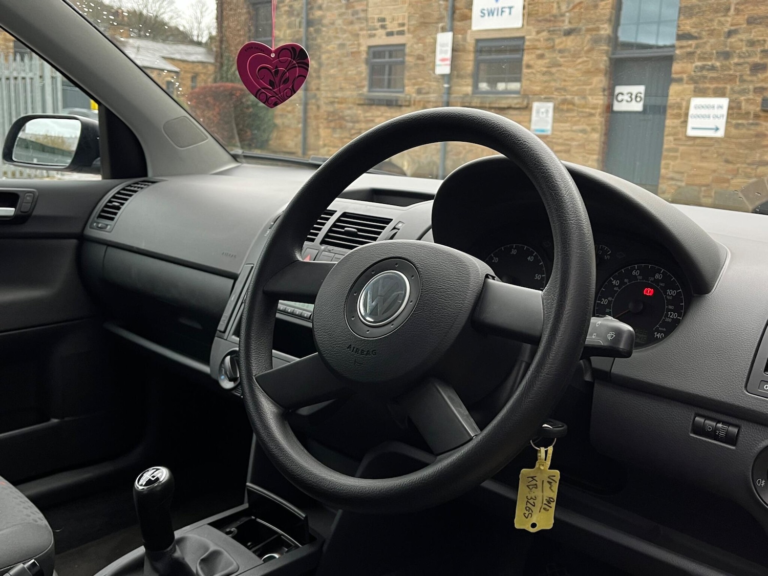 Used Volkswagen Polo 2003 for sale - 76886720: Photo 15