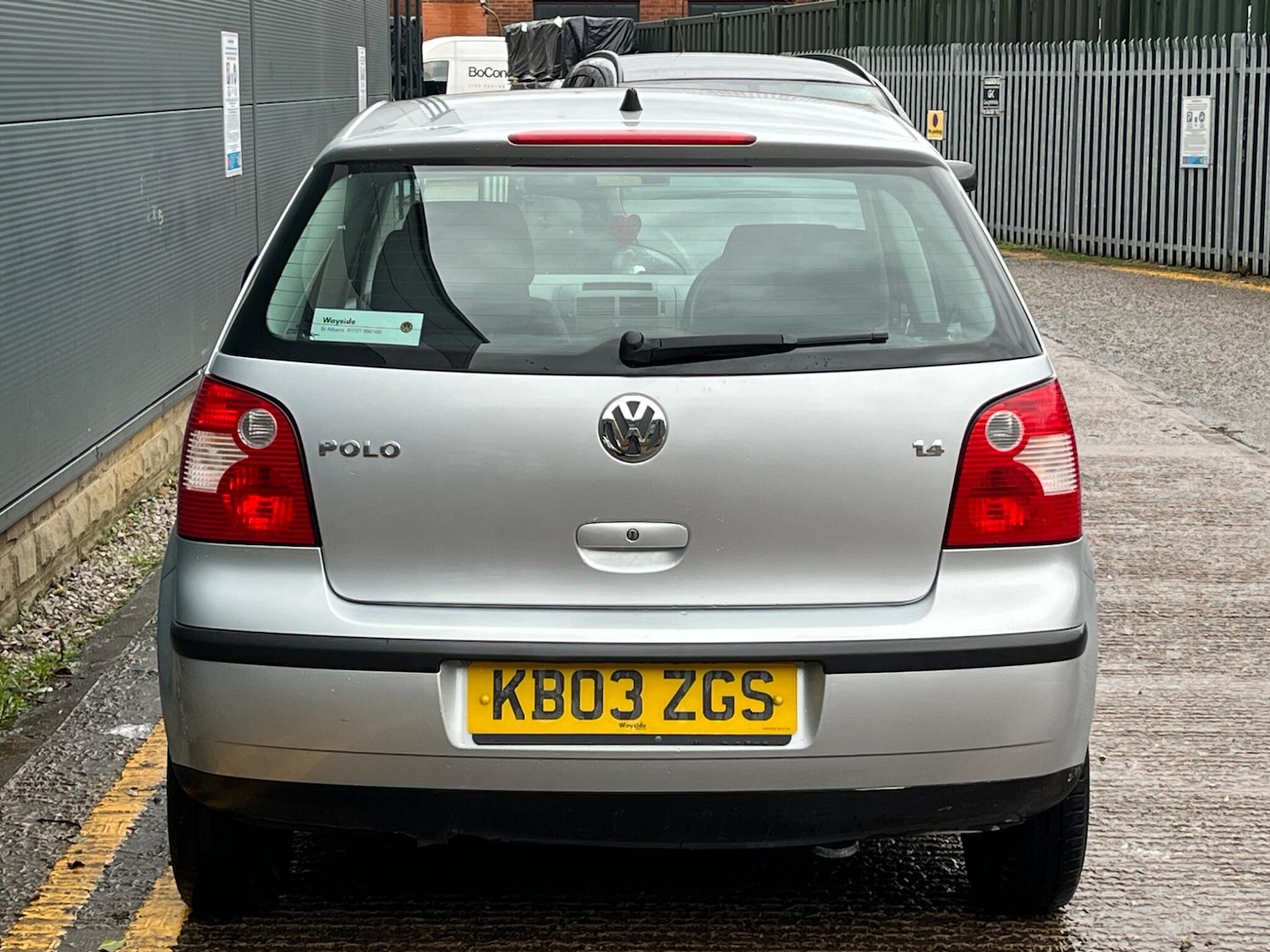 Used Volkswagen Polo 2003 for sale - 76886720: Photo 9