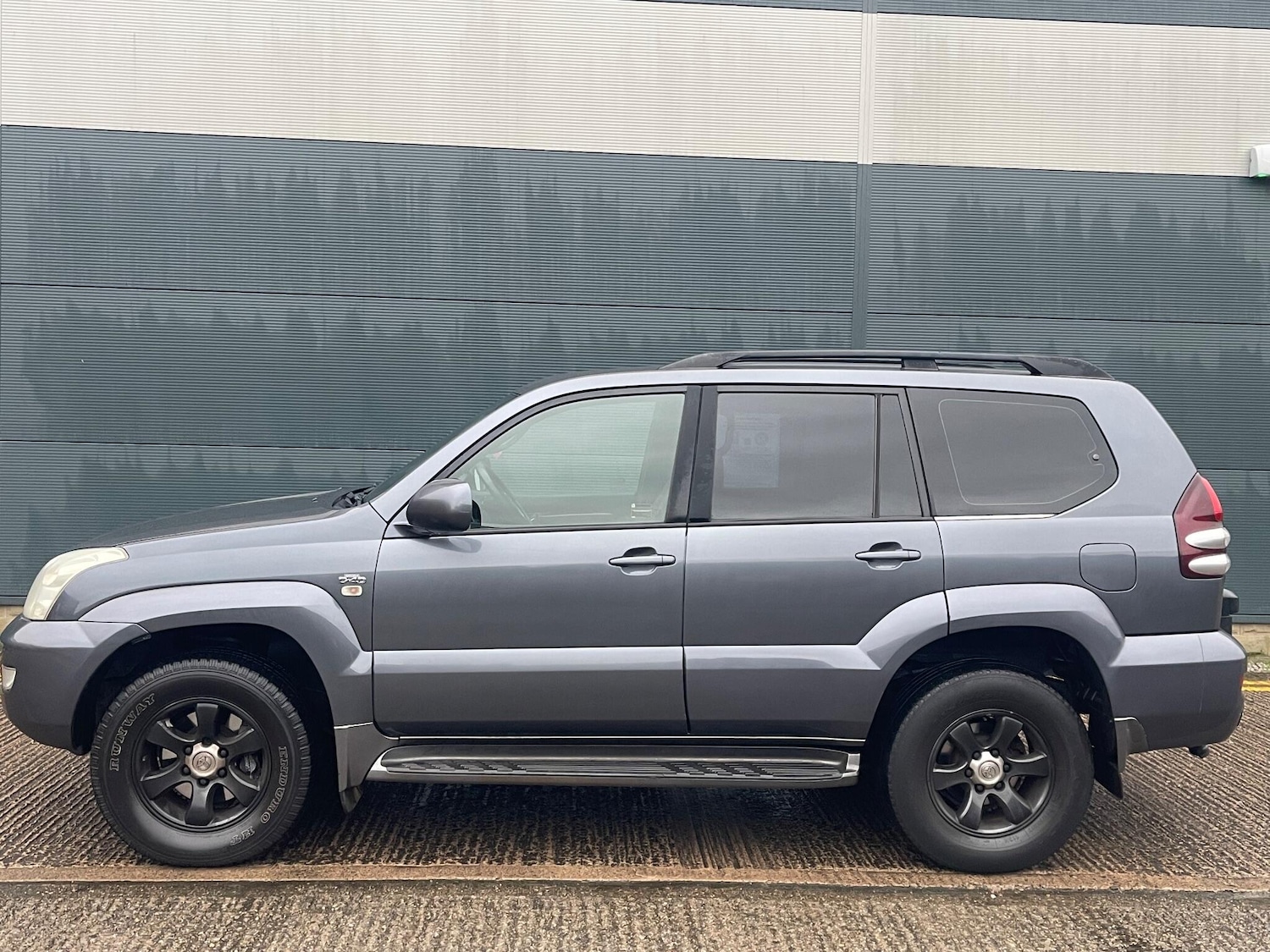 Used Toyota Land Cruiser for sale - 77166838: Photo 13