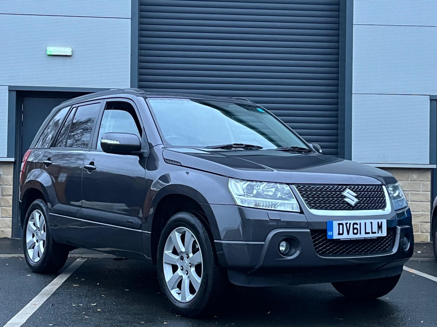 Used Suzuki Grand Vitara 2011 for sale - 76771687: Photo 6