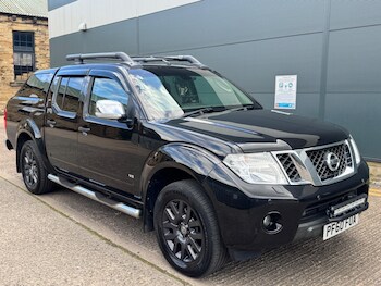 Used Nissan Navara 2010 for sale - 78275750: Photo
