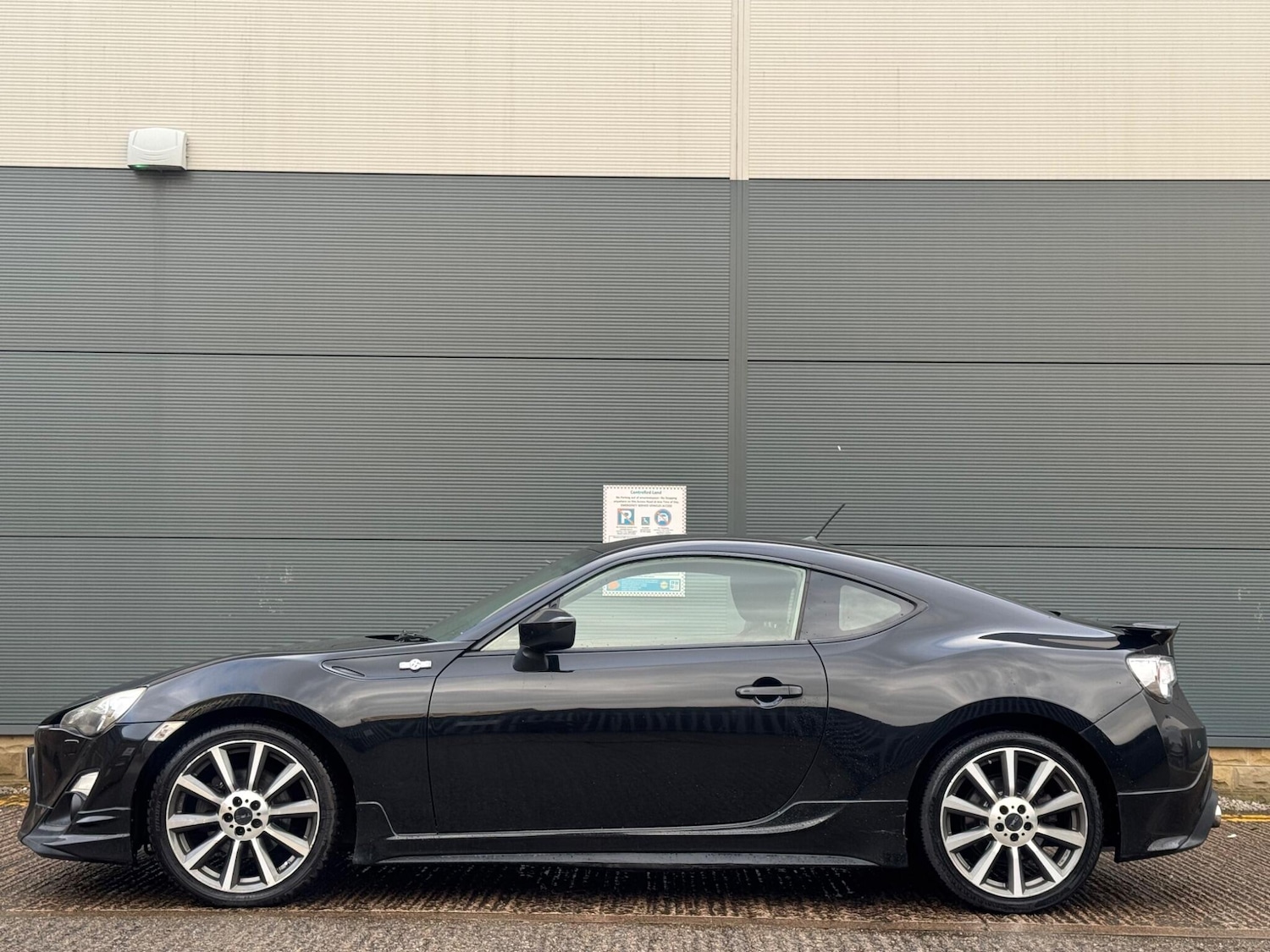 Used Toyota GT86 2013 for sale - 76935803: Photo 8