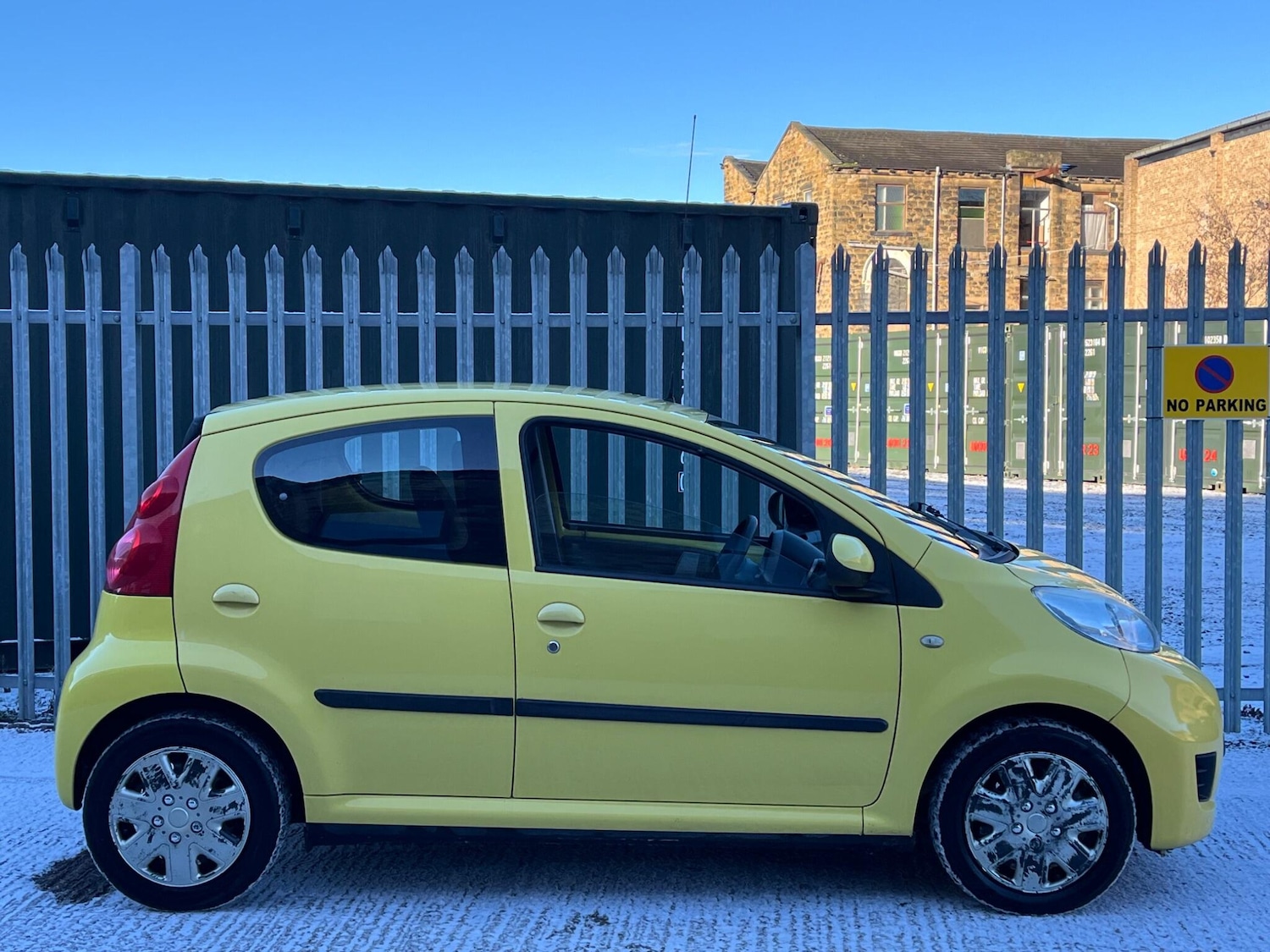 Used Peugeot 107 2010 for sale - 77109514: Photo 11