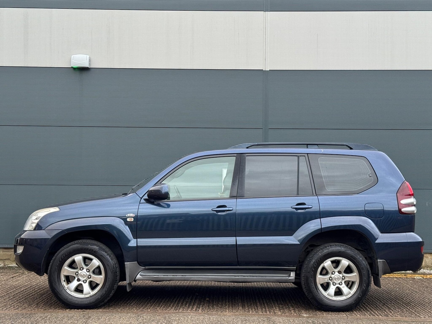 Used Toyota Land Cruiser for sale - 76976744: Photo 18