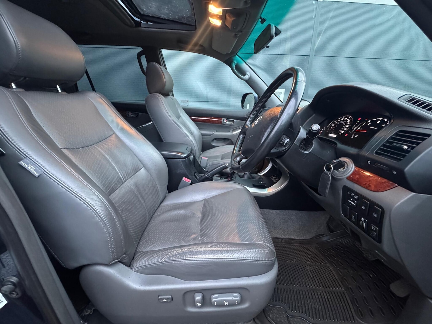 Used Toyota Land Cruiser for sale - 76976744: Photo 33