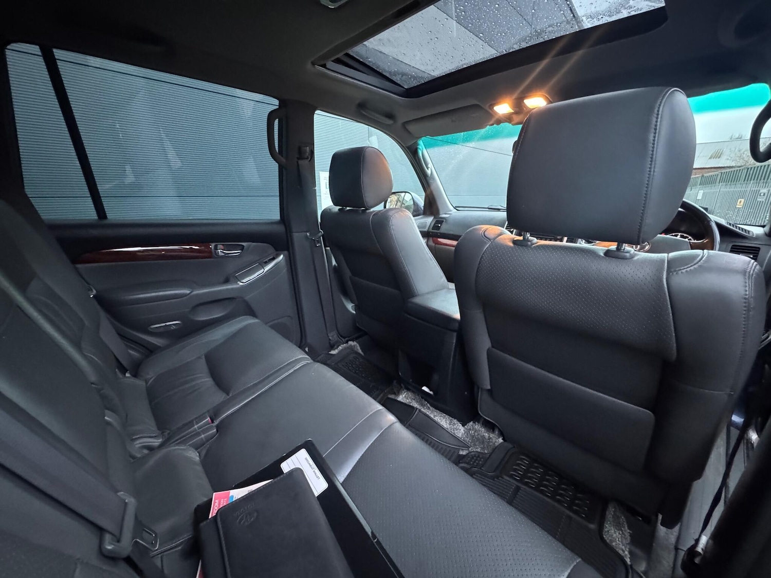 Used Toyota Land Cruiser for sale - 76976744: Photo 39