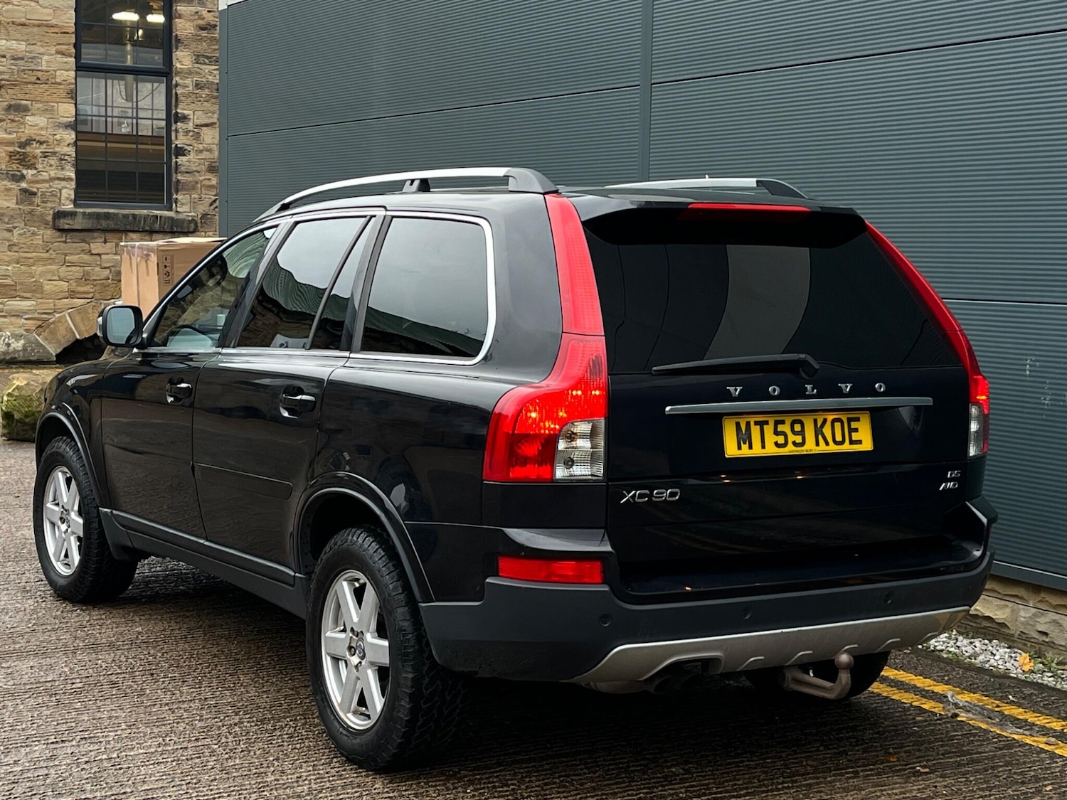 Used Volvo XC90 2009 for sale - 76936318: Photo 3
