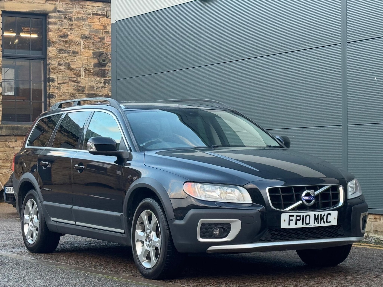 Used Volvo XC70 2010 for sale - 76824601: Photo 15
