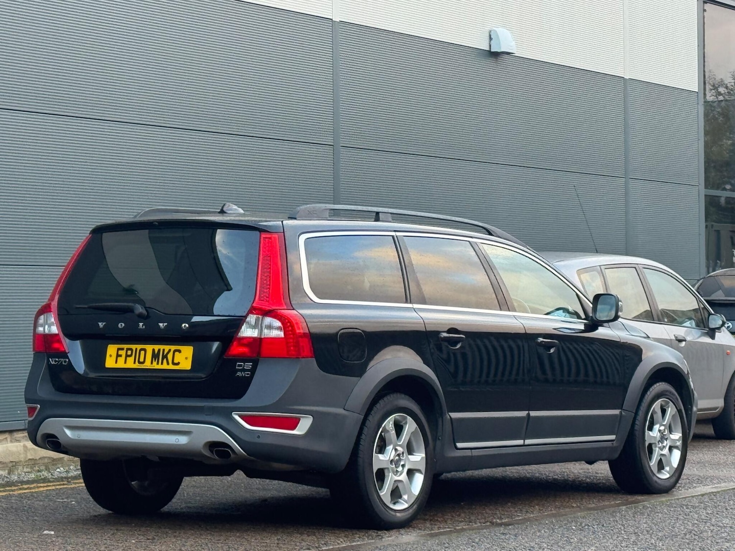 Used Volvo XC70 2010 for sale - 76824601: Photo 19