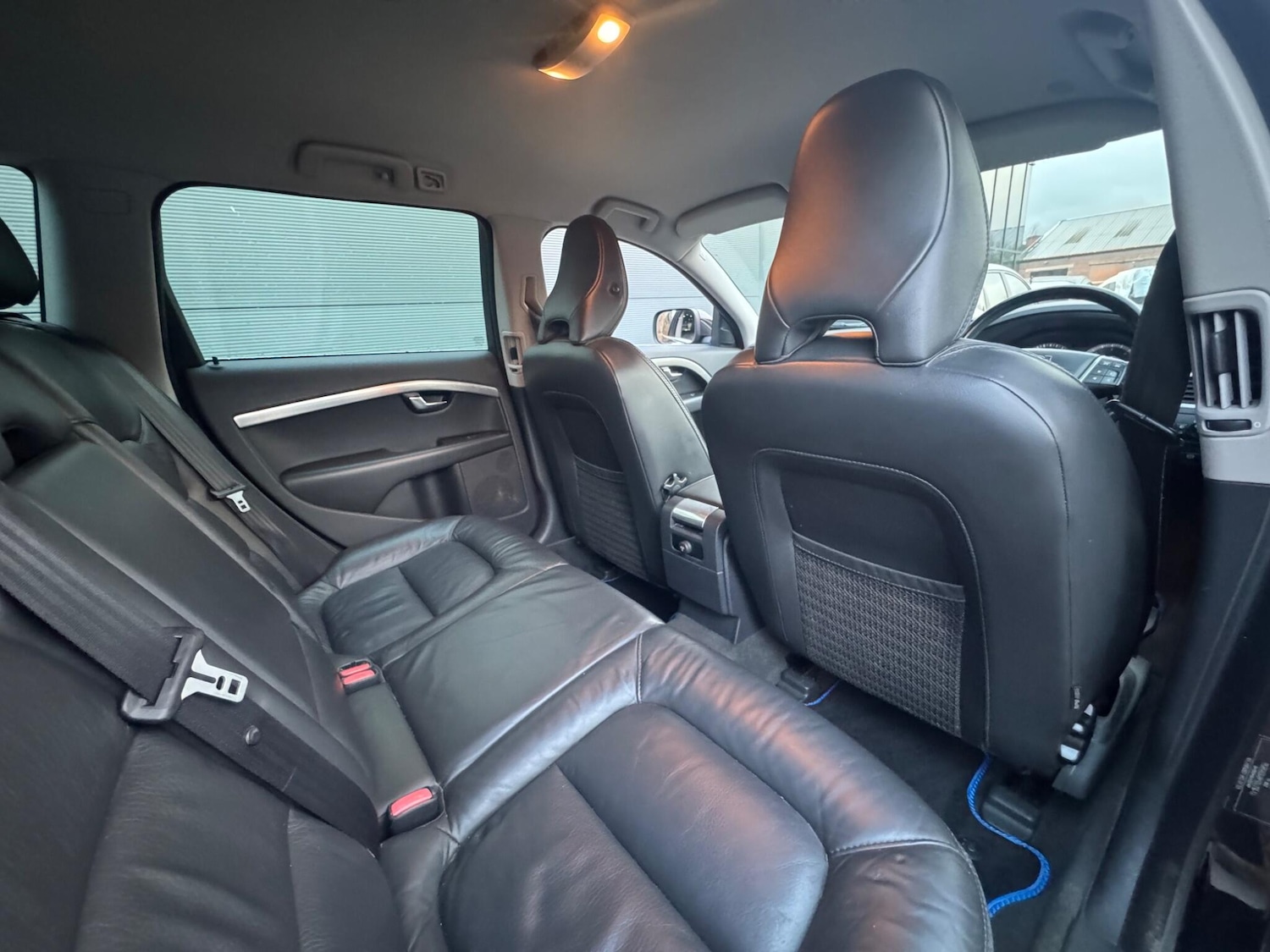 Used Volvo XC70 2010 for sale - 76824601: Photo 22