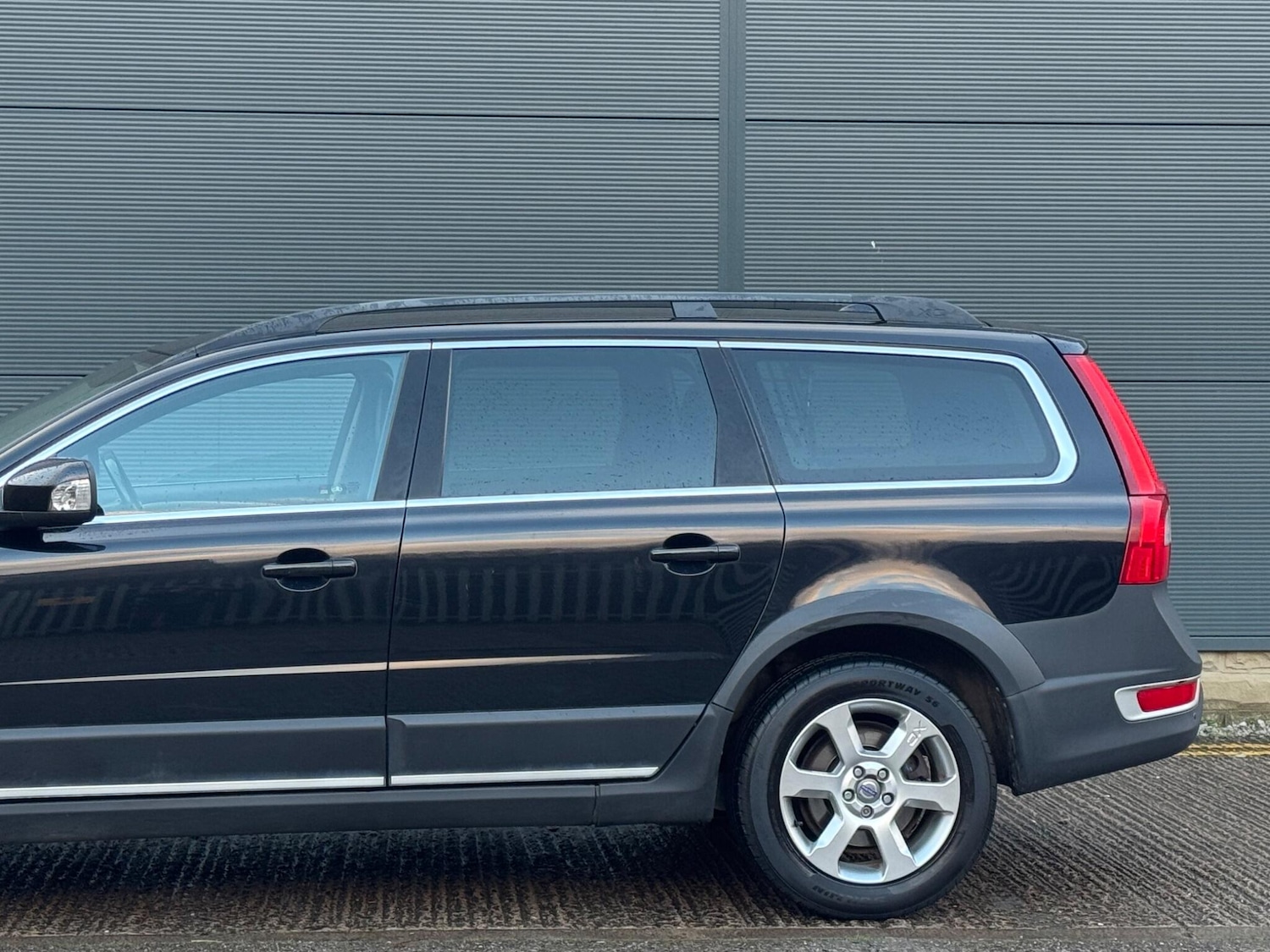 Used Volvo XC70 2010 for sale - 76824601: Photo 7