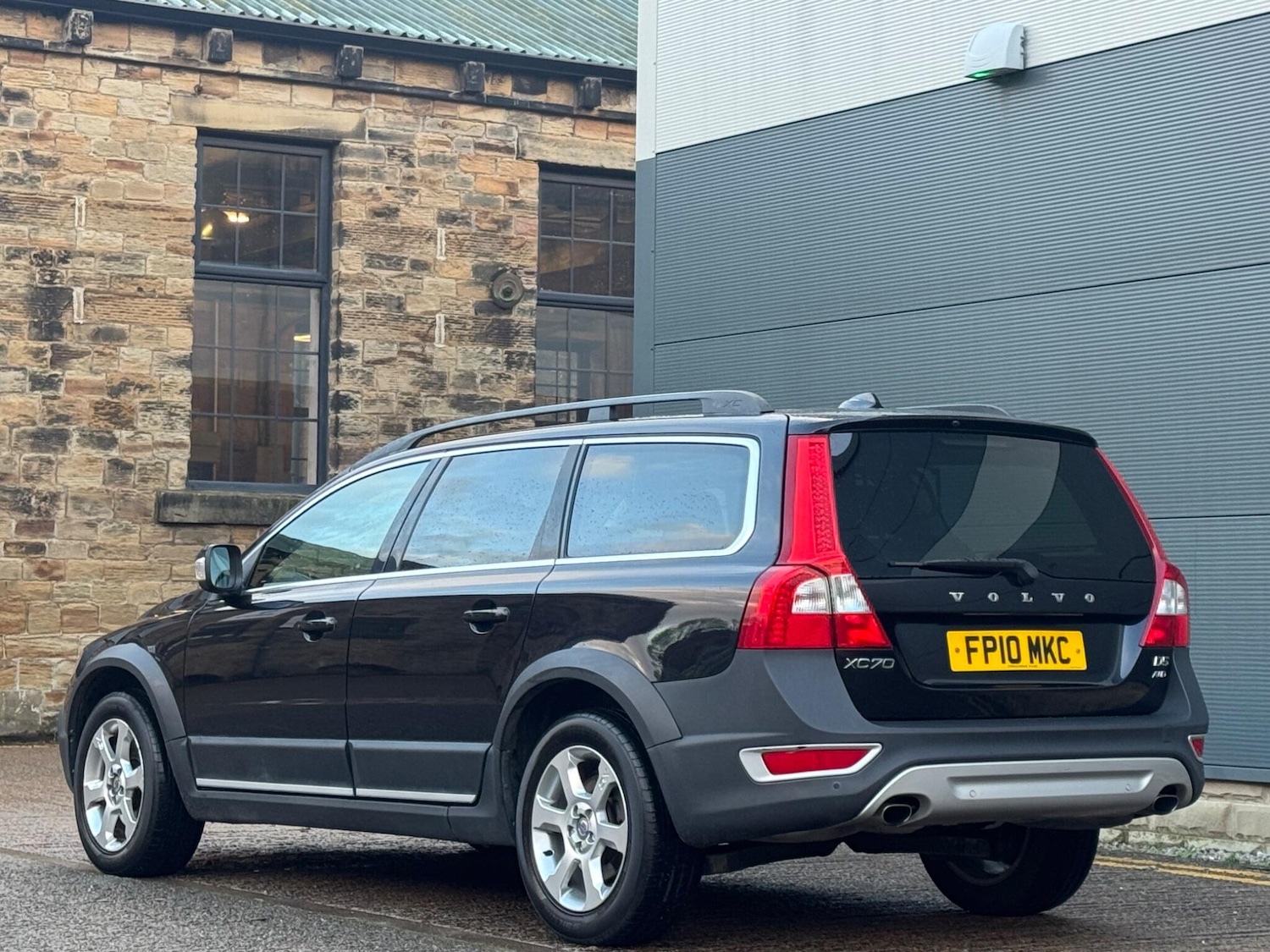 Used Volvo XC70 2010 for sale - 76824601: Photo 8