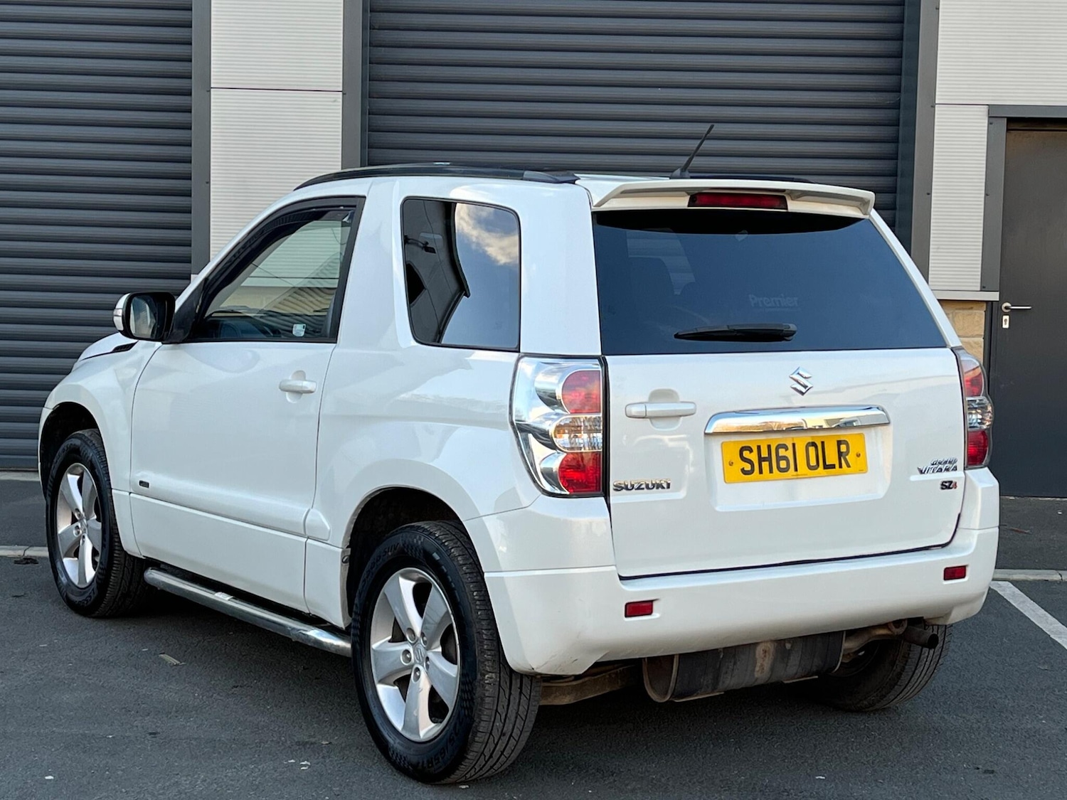 Used Suzuki Grand Vitara 2011 for sale - 76926842: Photo 4