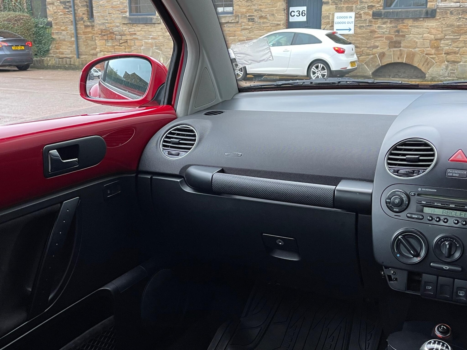 Used Volkswagen Beetle 2009 for sale - 76728648: Photo 17