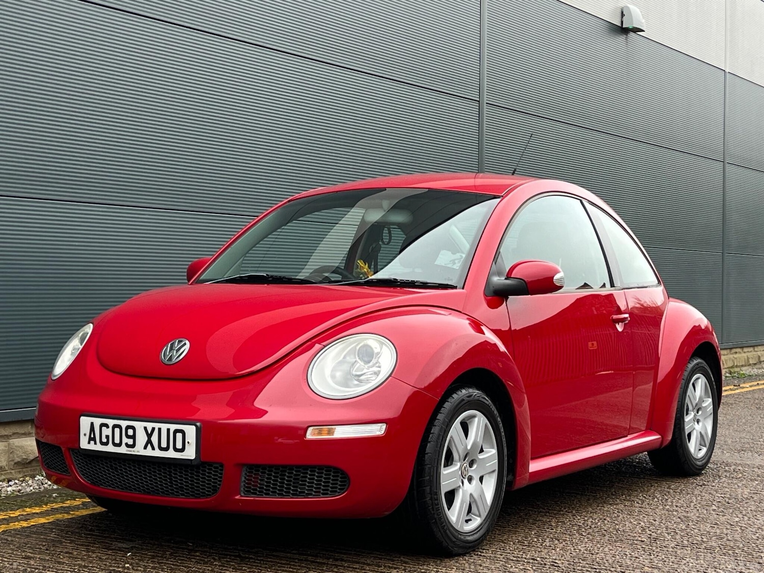 Used Volkswagen Beetle 2009 for sale - 76728648: Photo 3