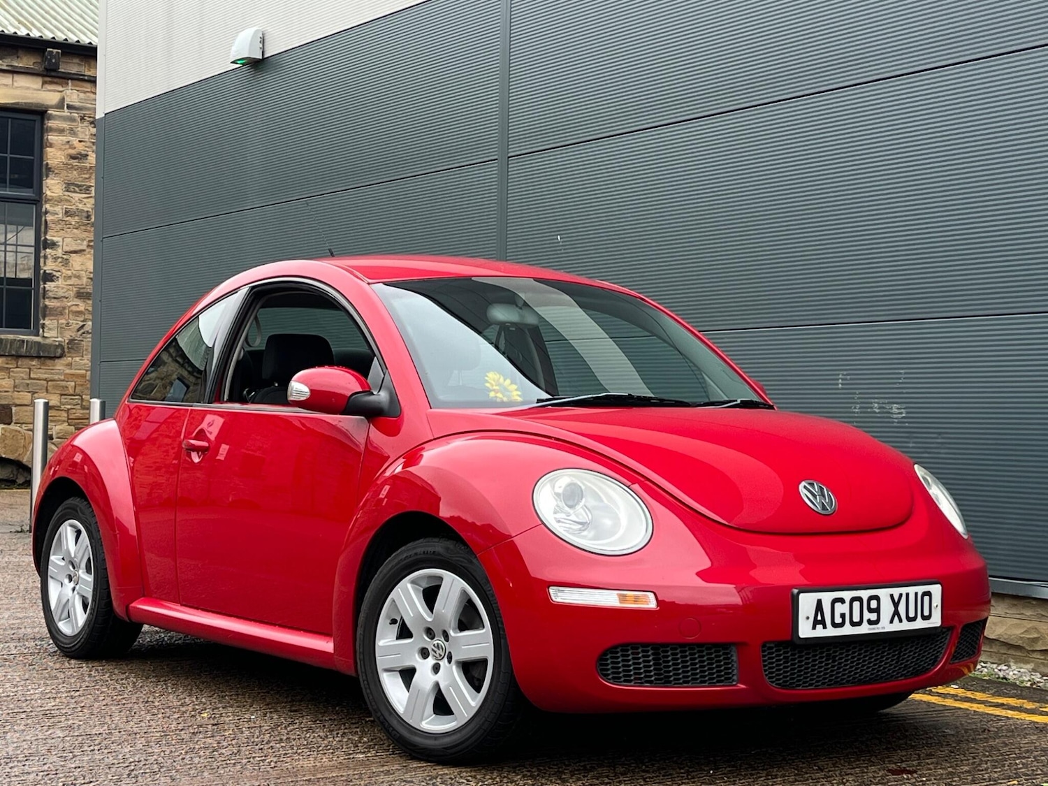 Used Volkswagen Beetle 2009 for sale - 76728648: Photo 5