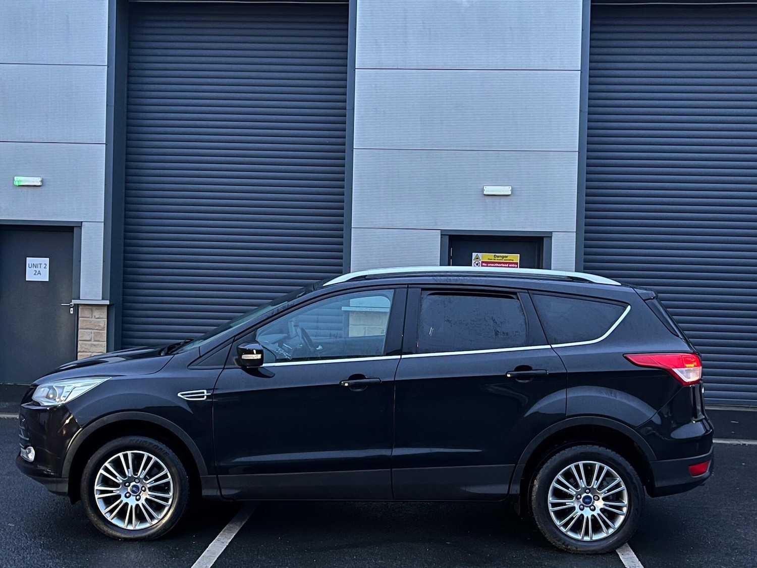 Used Ford Kuga 2014 for sale - 77021319: Photo 4