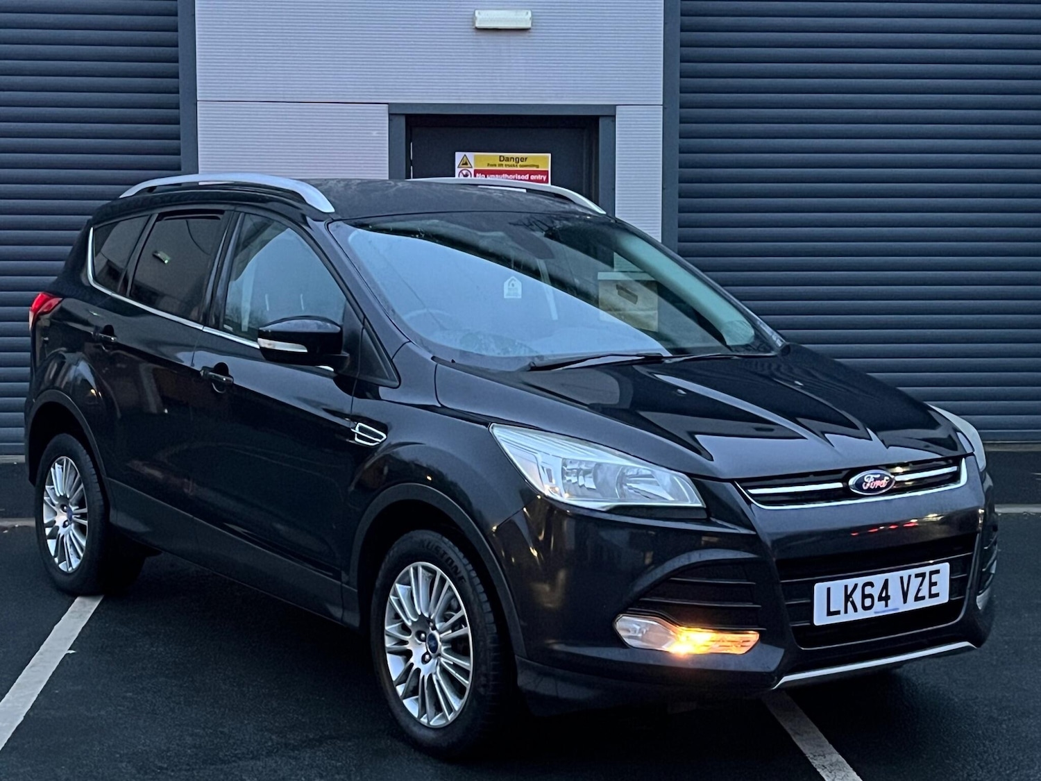 Used Ford Kuga 2014 for sale - 77021319: Photo 5