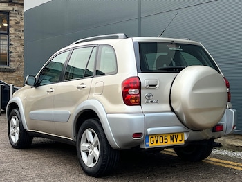 Used Toyota RAV4 2005 for sale - 76714976: Photo