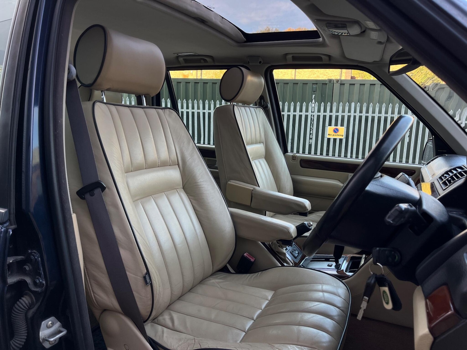 Used Land Rover Range Rover 2000 for sale - 76728348: Photo 16