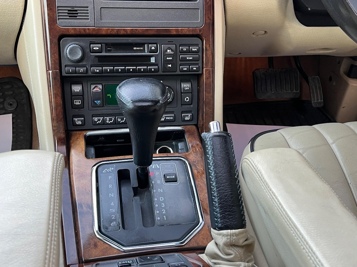 Used Land Rover Range Rover 2000 for sale - 76728348: Photo 28