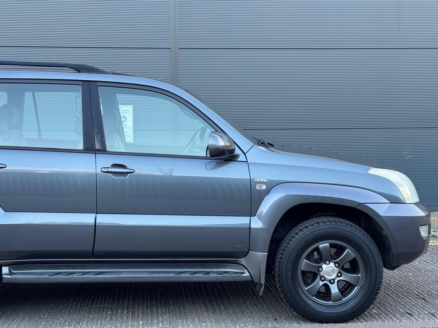 Used Toyota Land Cruiser 2005 for sale - 77738283: Photo 18