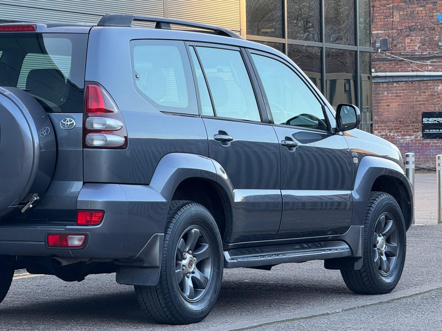 Used Toyota Land Cruiser 2005 for sale - 77738283: Photo 22