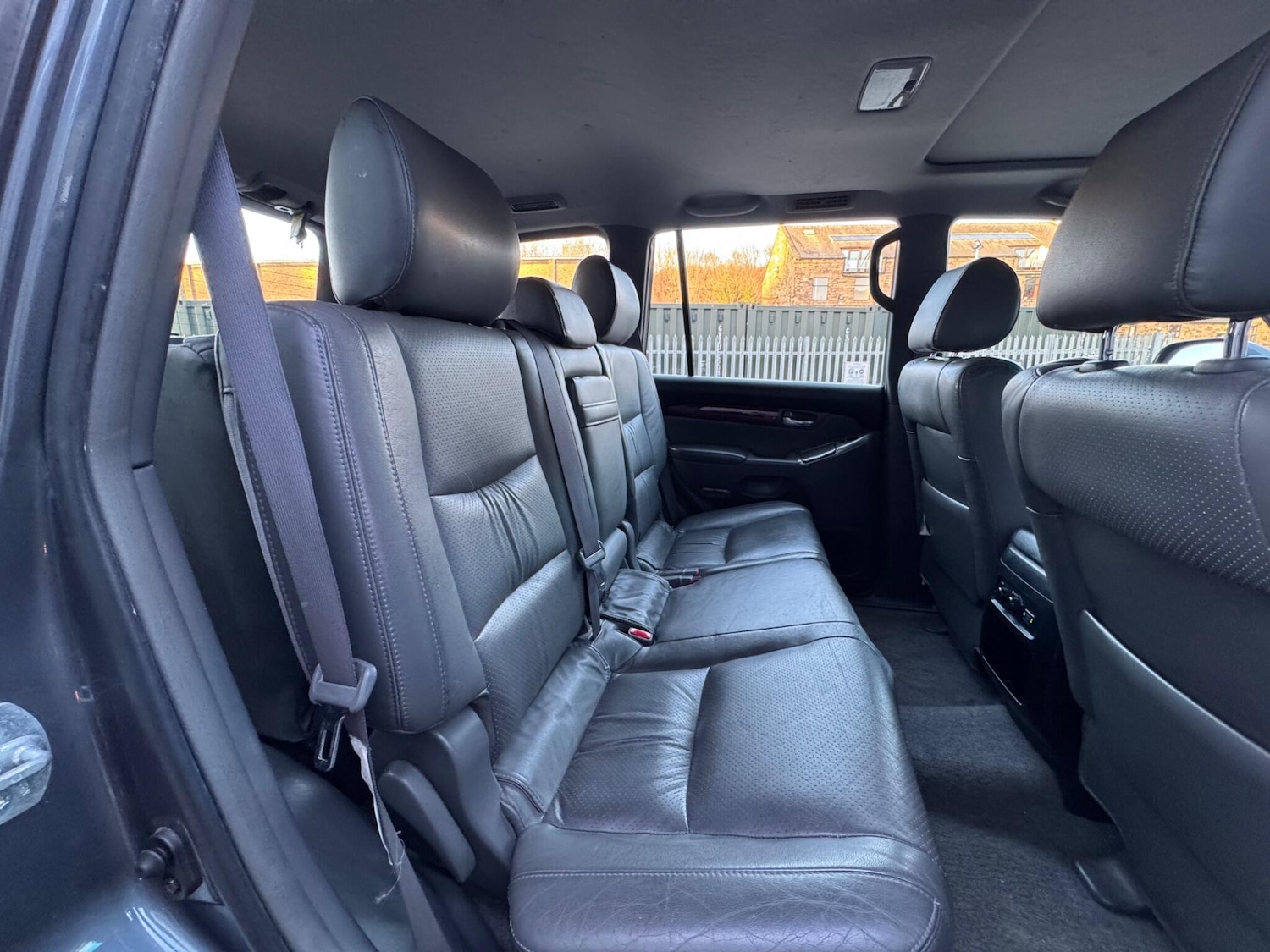 Used Toyota Land Cruiser 2005 for sale - 77738283: Photo 26