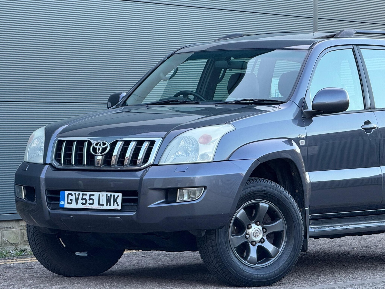 Used Toyota Land Cruiser 2005 for sale - 77738283: Photo 3