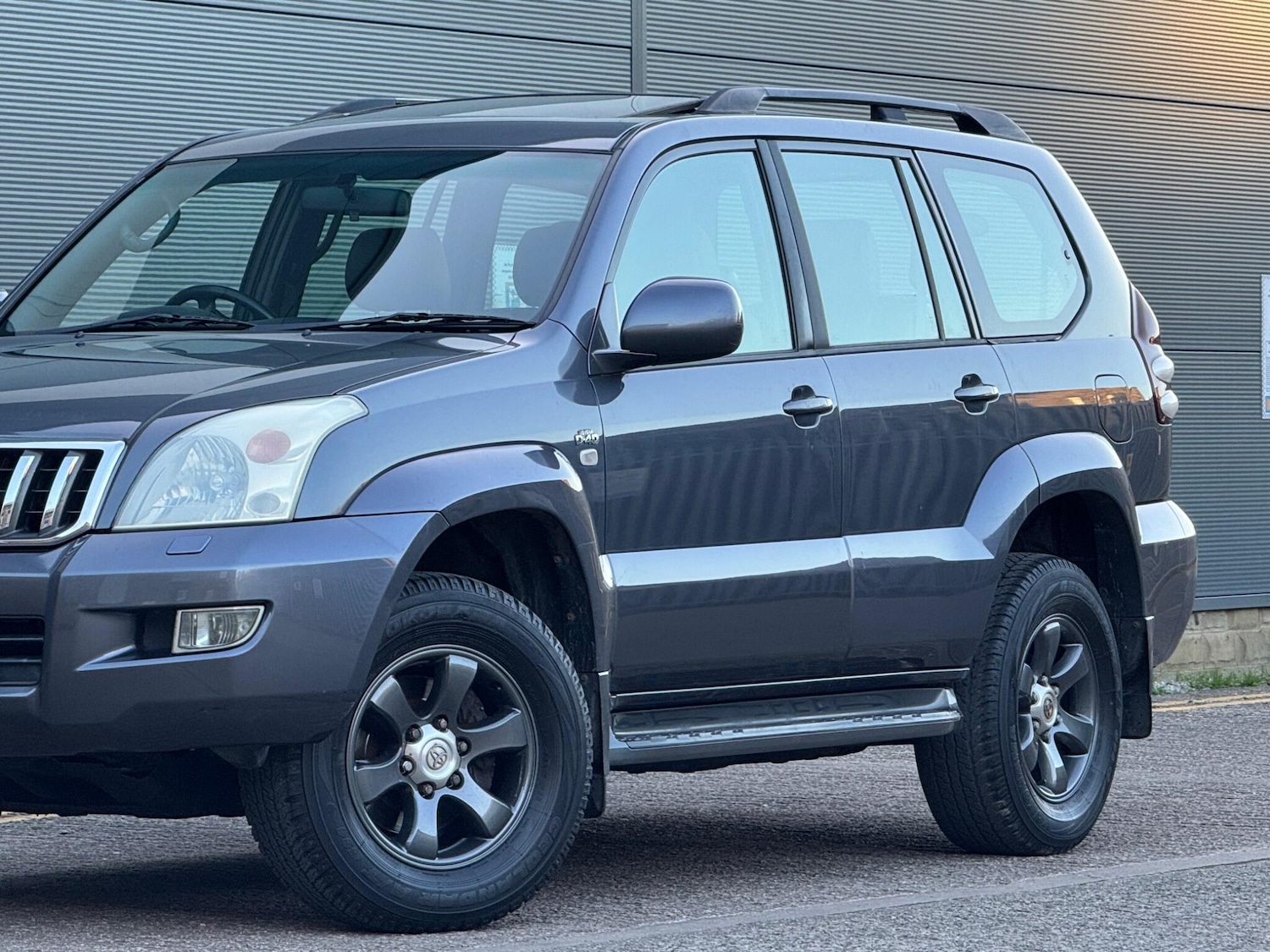 Used Toyota Land Cruiser 2005 for sale - 77738283: Photo 4