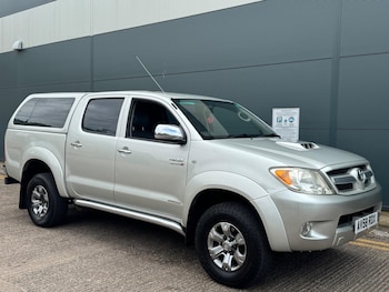 Used Toyota Hilux 2008 for sale - 79303384: Photo