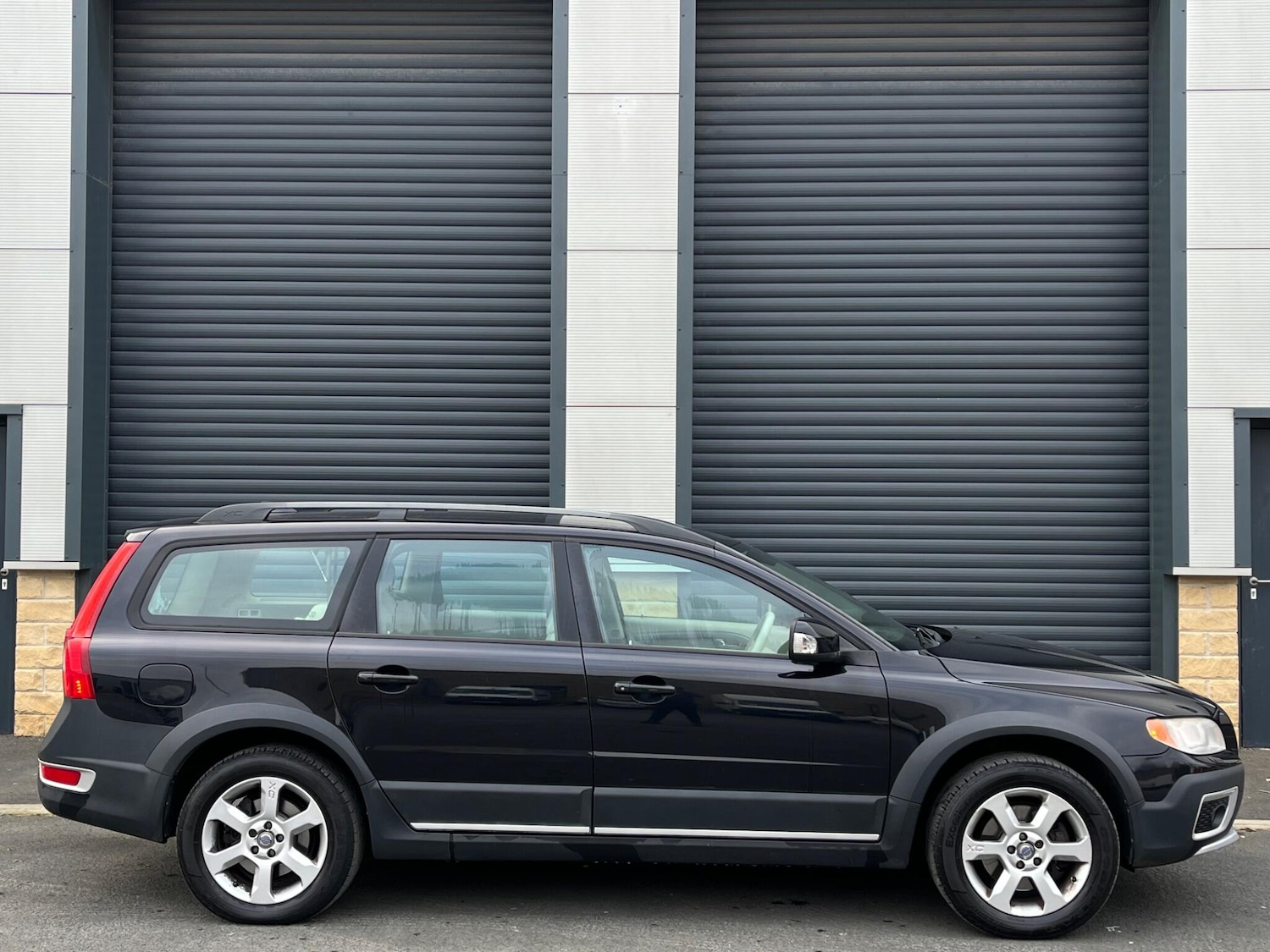Used Volvo XC70 2007 for sale - 77156084: Photo 12