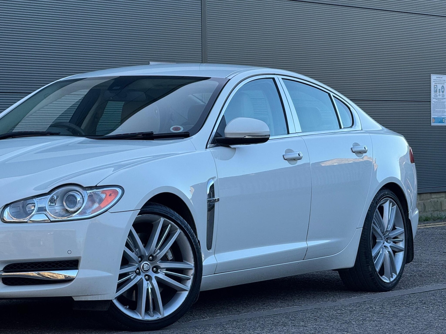Used Jaguar XF 2009 for sale - 77752997: Photo 16