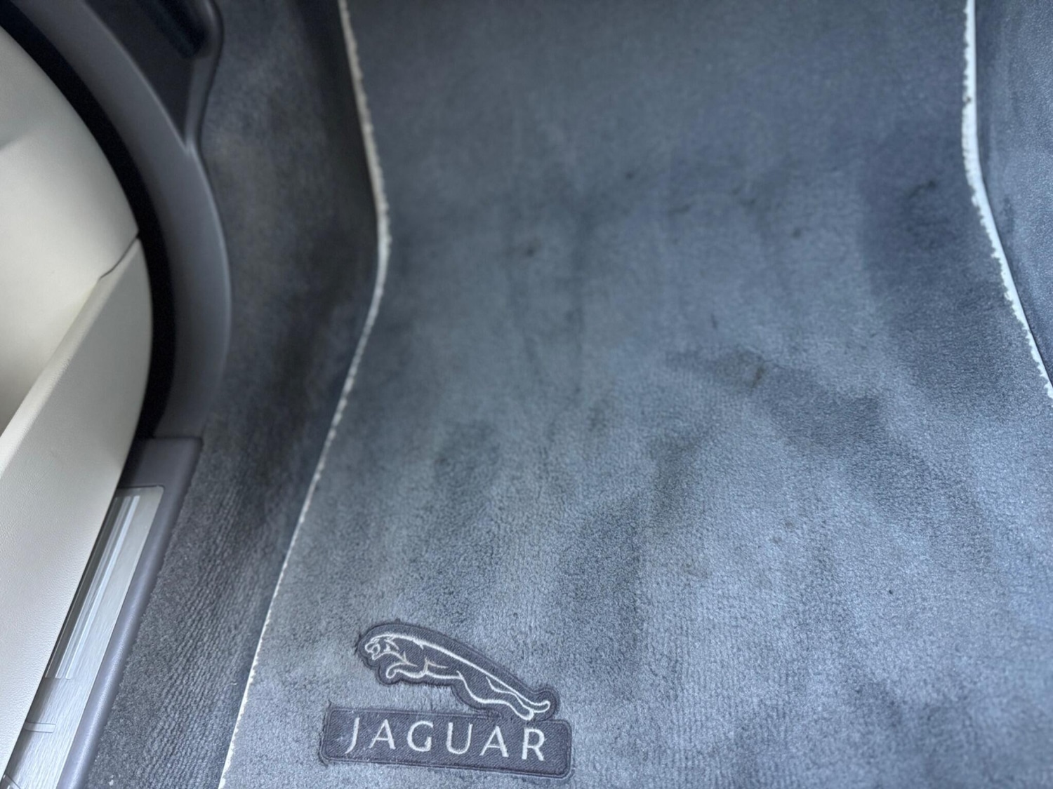 Used Jaguar XF 2009 for sale - 77752997: Photo 35