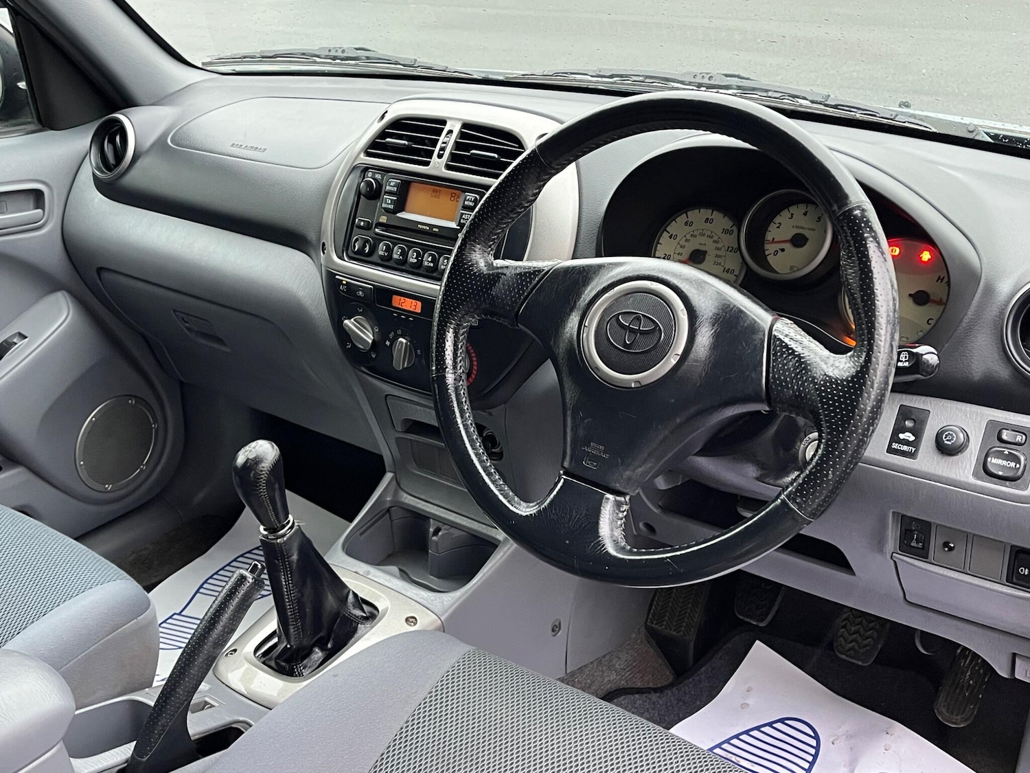 Used Toyota RAV4 2001 for sale - 77570579: Photo 6