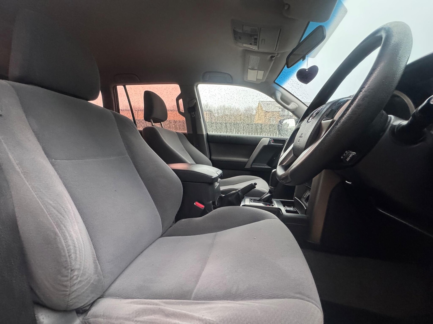 Used Toyota Land Cruiser 2012 for sale - 77510008: Photo 19