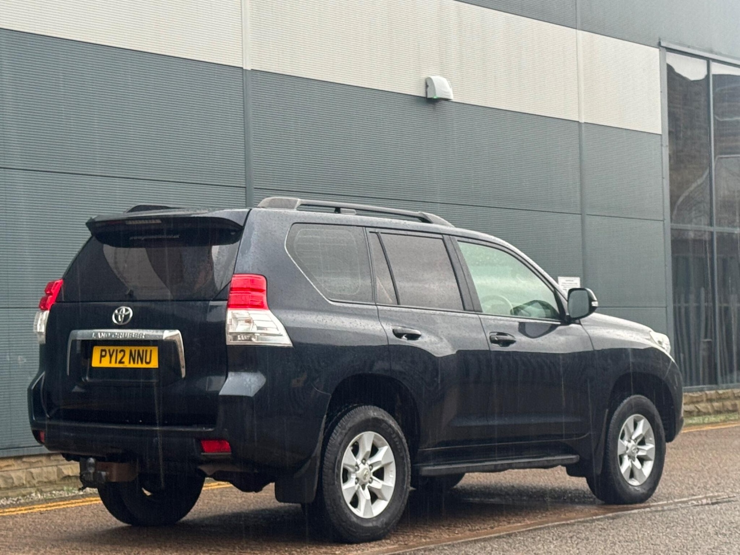 Used Toyota Land Cruiser 2012 for sale - 77510008: Photo 8