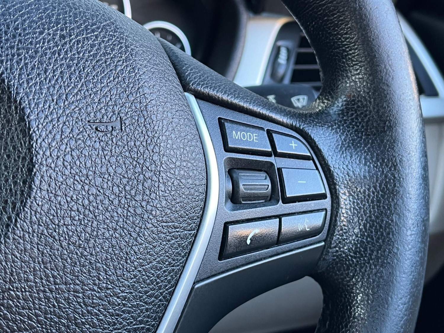 Used BMW 3 Series for sale - 76743247: Photo 23