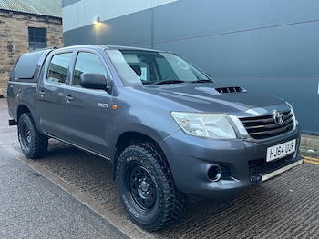 Used Toyota Hilux 2014 for sale - 77203515: Photo