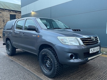 Used Toyota Hilux 2014 for sale - 77203515: Photo