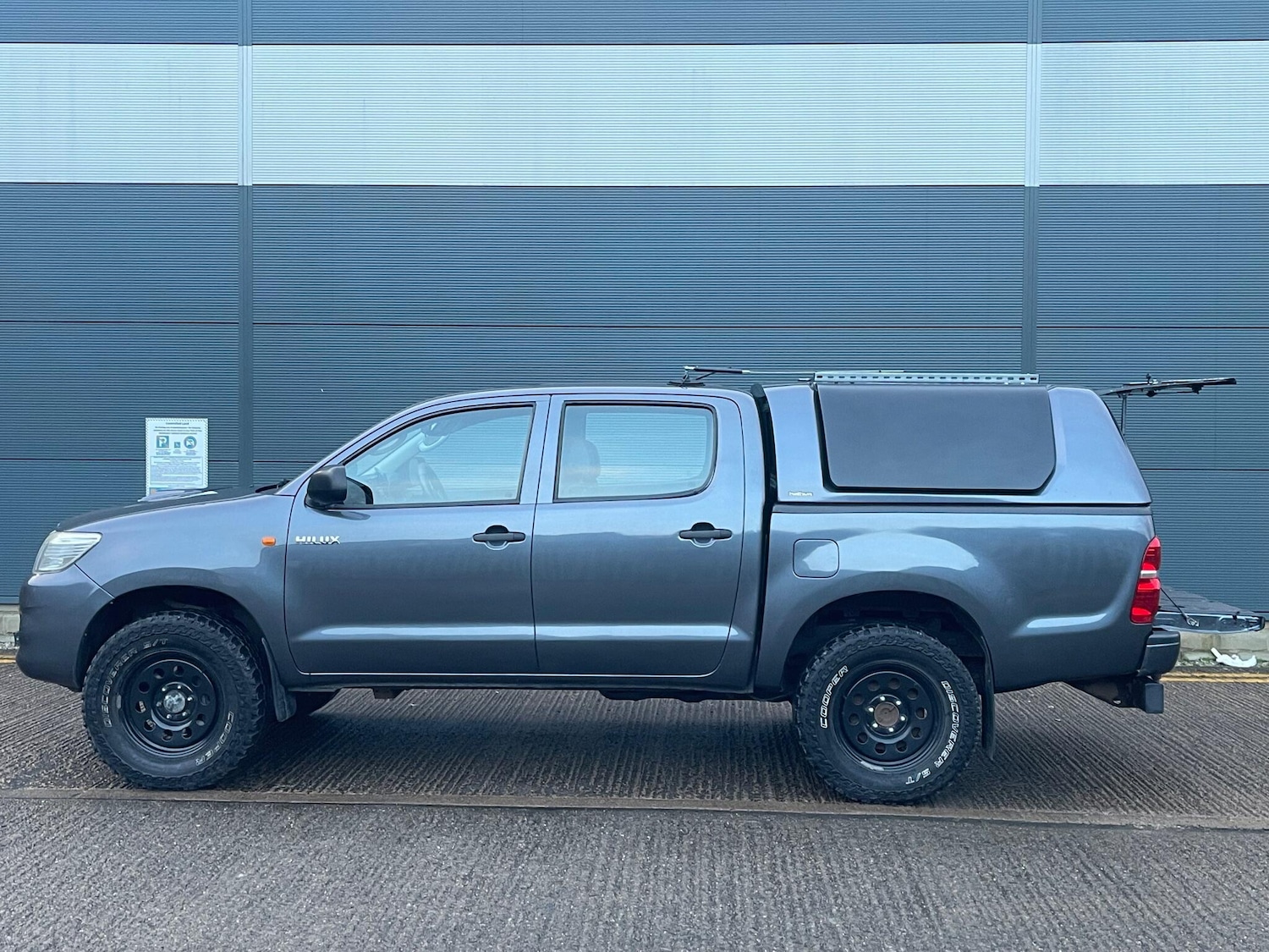 Used Toyota Hilux 2014 for sale - 77203515: Photo 49