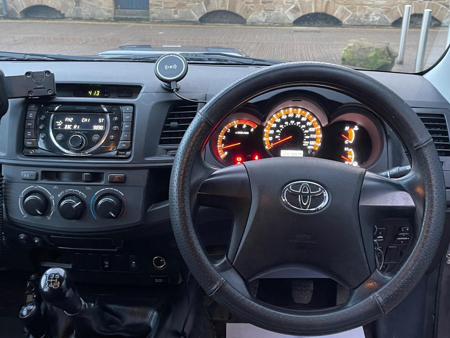 Used Toyota Hilux 2014 for sale - 77203515: Photo 52