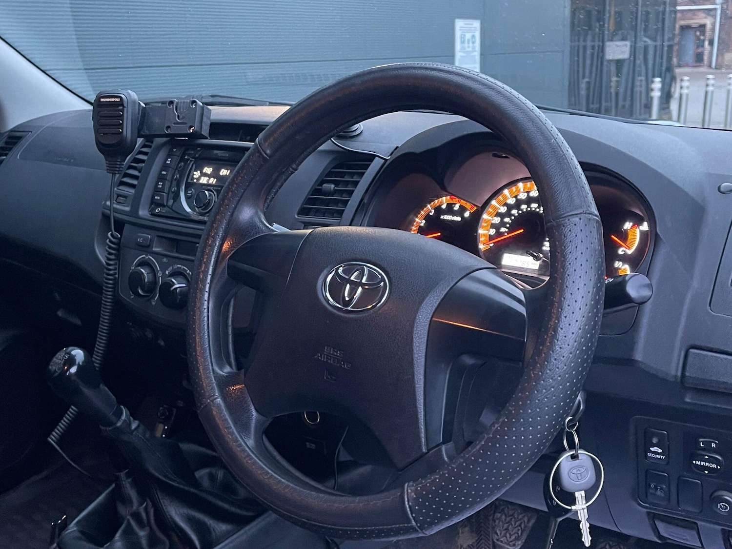 Used Toyota Hilux 2014 for sale - 77203515: Photo 62