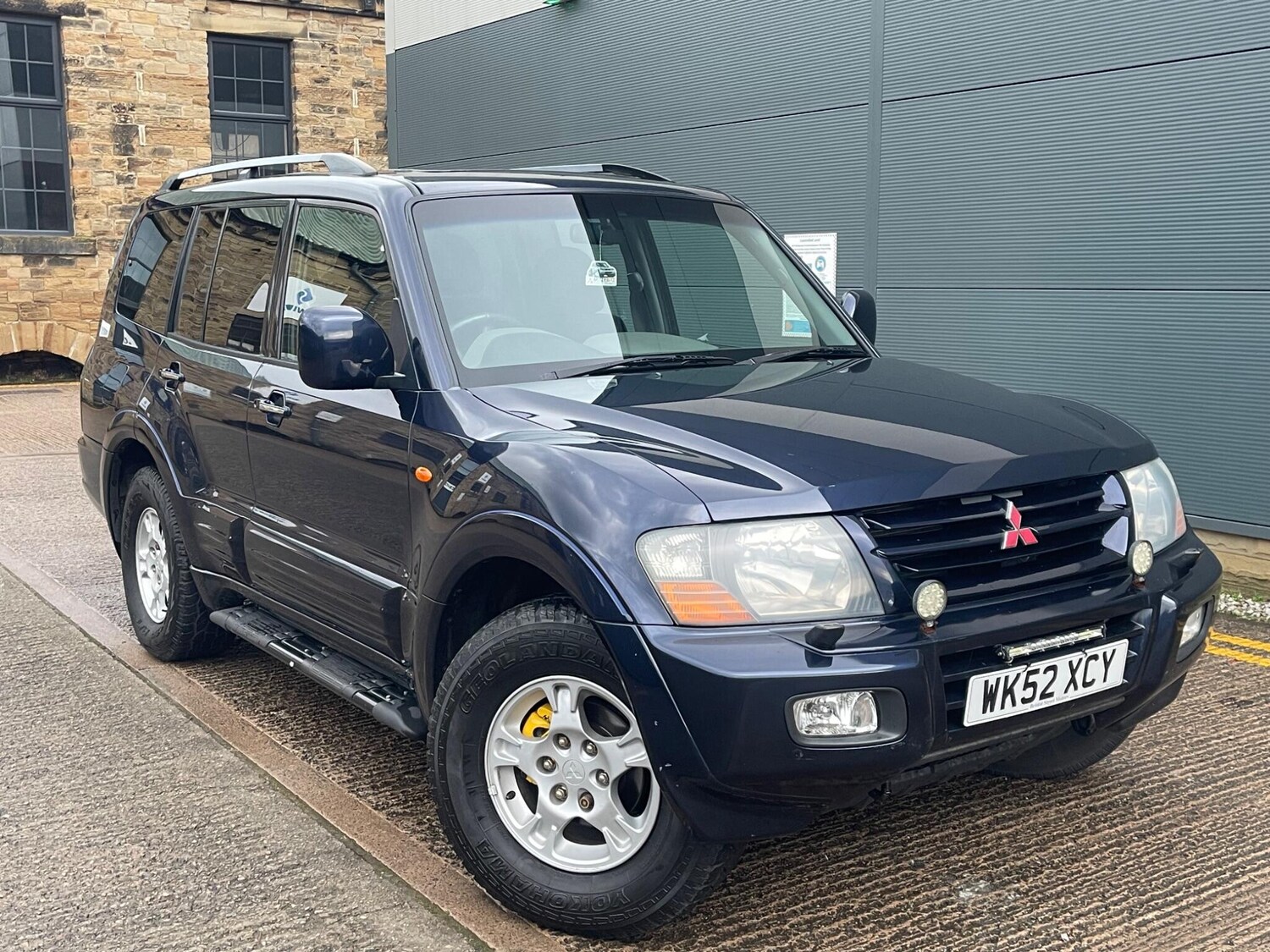 Used Mitsubishi Pajero for sale - 77496136: Photo 10